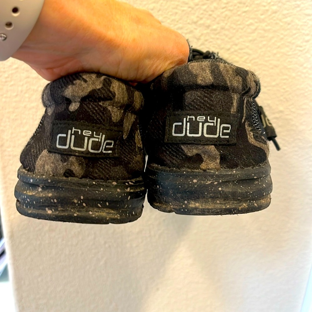 Hey dudes camo/black